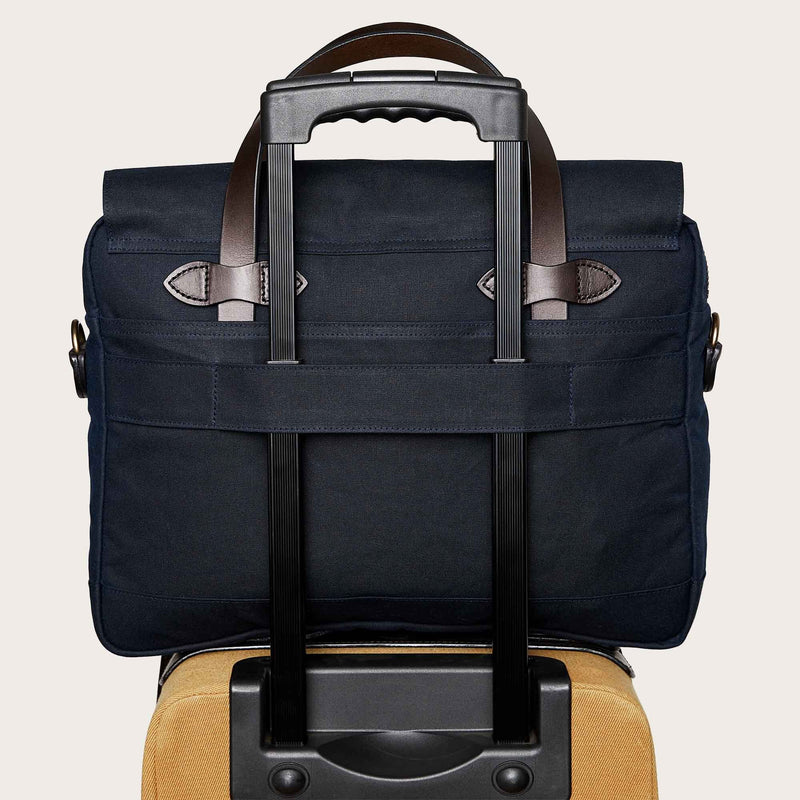 24 hour tin briefcase di Filson | Dark navy (Blue)