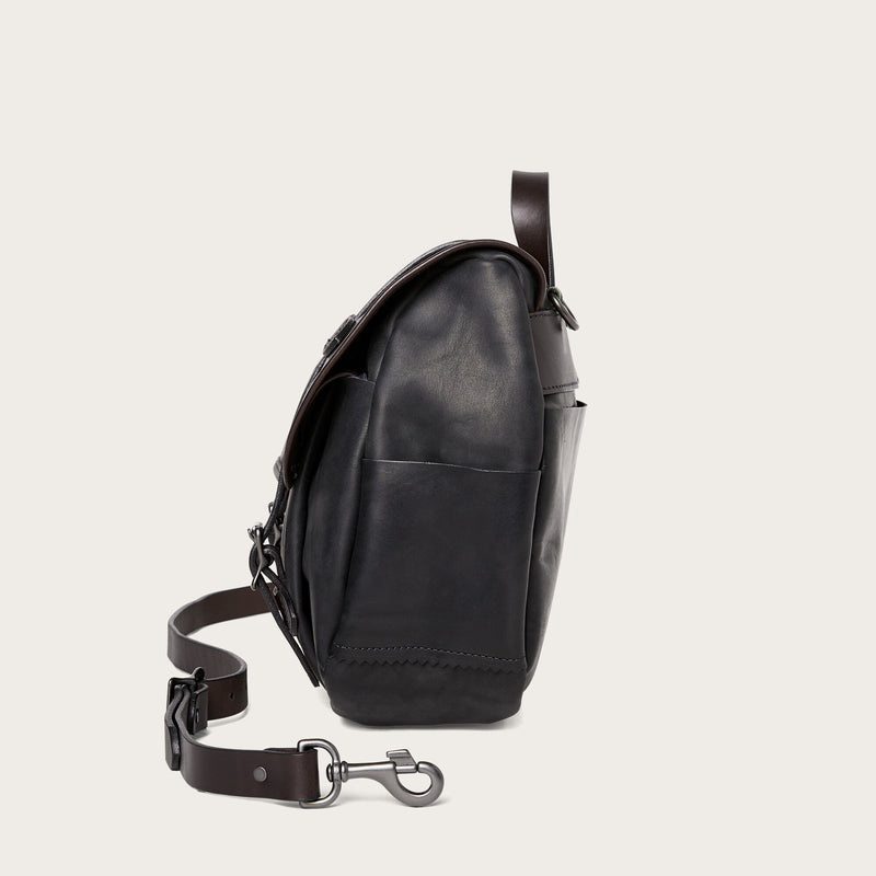 Filson workshop lea field med by Filson | Black (Black)