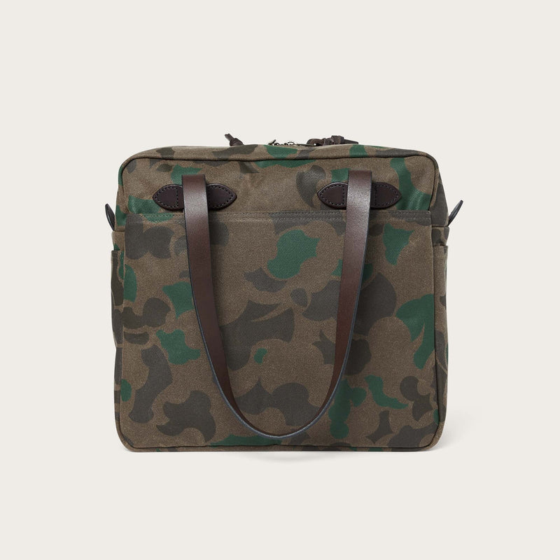 Waxed rugged twill tote bag with zipper von Filson | Dark wax shrub camo (Grey)