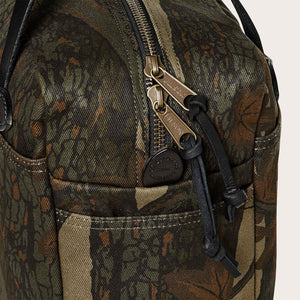 Rugged twill tote bag with zipper by Filson | Maple bark camo (Beige)