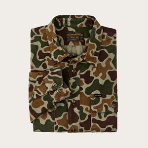 Field flannel shirt di Filson | Frog camo (Green)