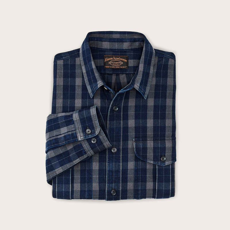 Vintage wash alaskan guide shirt von Filson | Indigo faded black (Black)