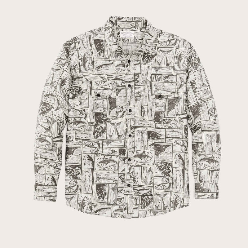 Lt wt alaskan guide shirt von Filson | Stone brown cutwork fish print (Brown)