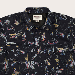 Twin lakes sport shirt von Filson | Offshore catch print (Blue)