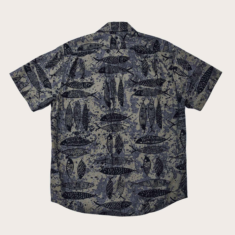 Short sleeve chambray shirt di Filson | Blue ink fish print (Blue)