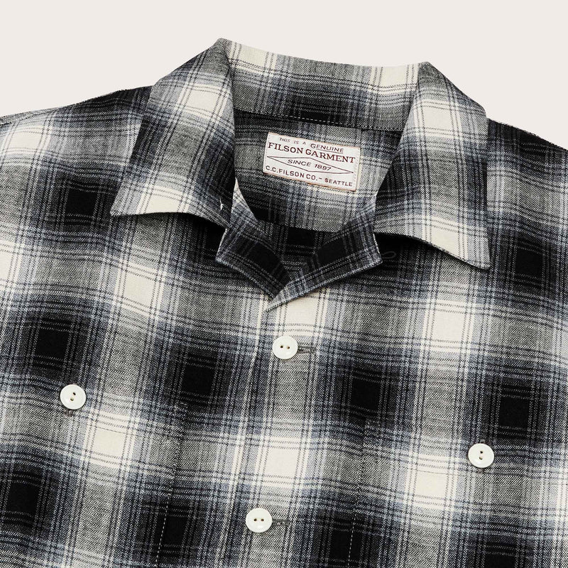 Elk heights camp shirt von Filson | Black / gray shadow plaid (Black)