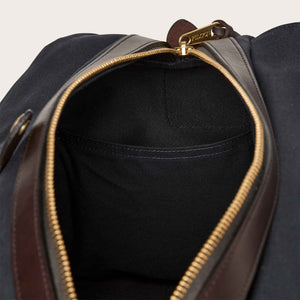 Rugged twill medium duffle by Filson | Navy (Blue)