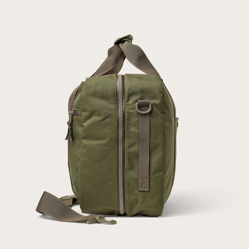 Ripstop nylon pullman von Filson | Surplus green (Green)