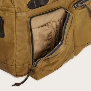 48 hour tin cloth duffle bag di Filson | Dark tan (Beige)