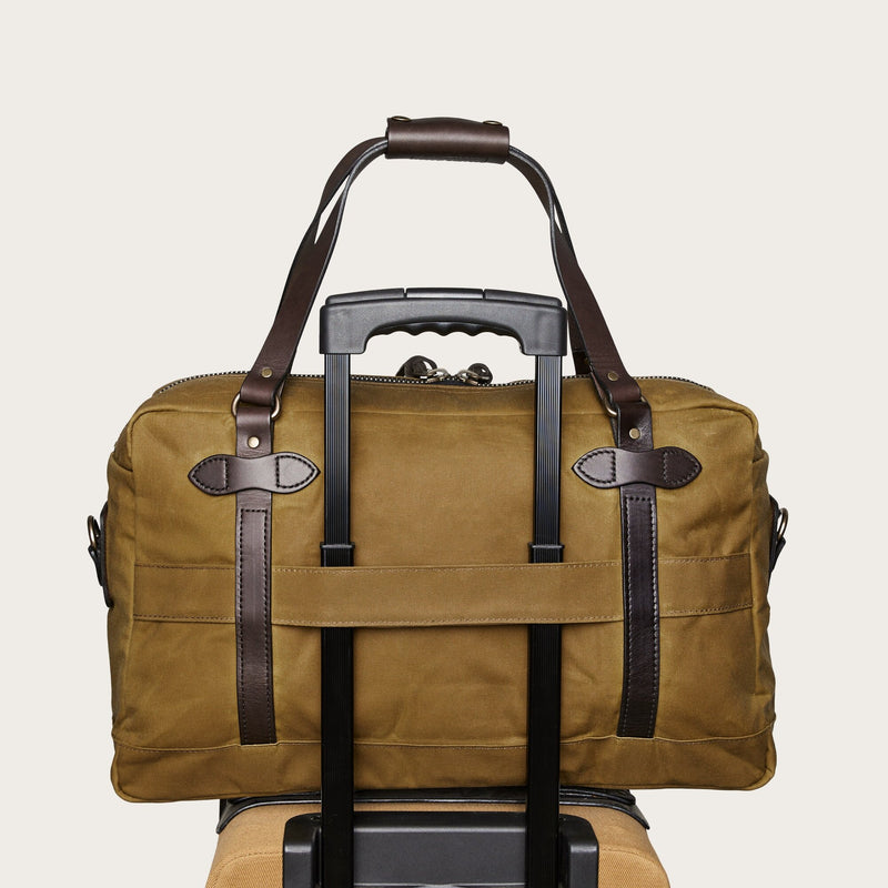 48 hour tin cloth duffle bag di Filson | Dark tan (Beige)