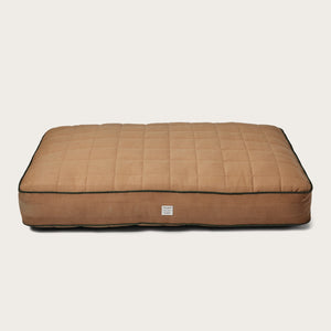 Large dog bed von Filson | Dark tan (Beige)