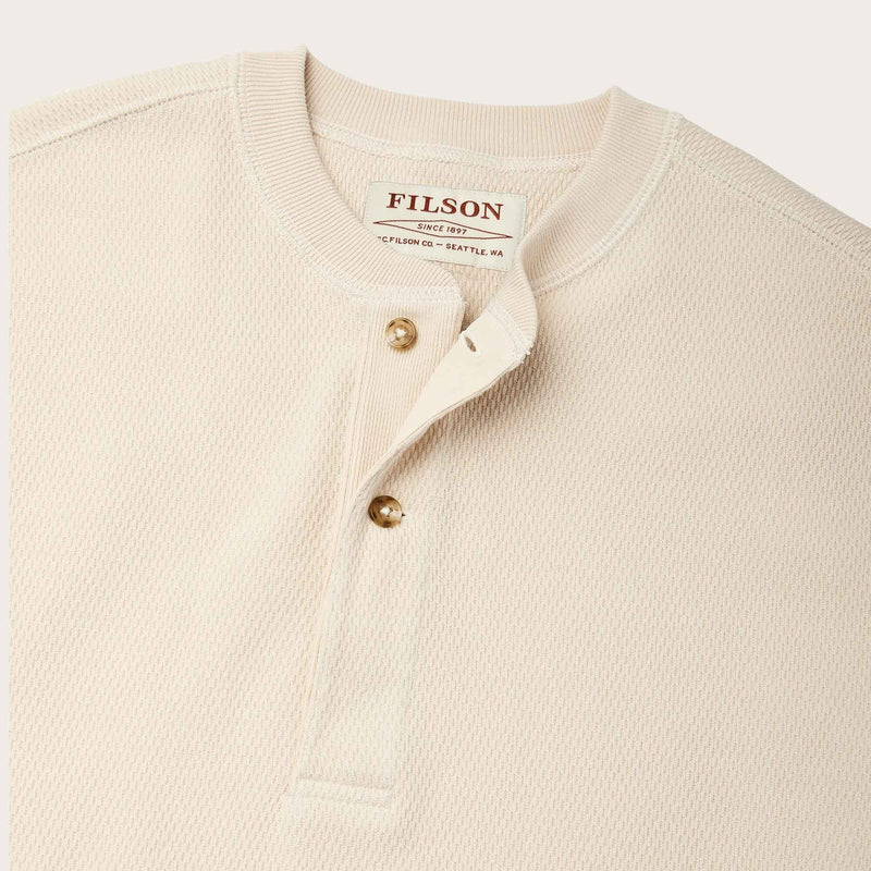 Waffle knit henley di Filson | Sand (White)